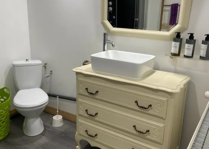 Au * Saint-Laurent-de-Cerdans